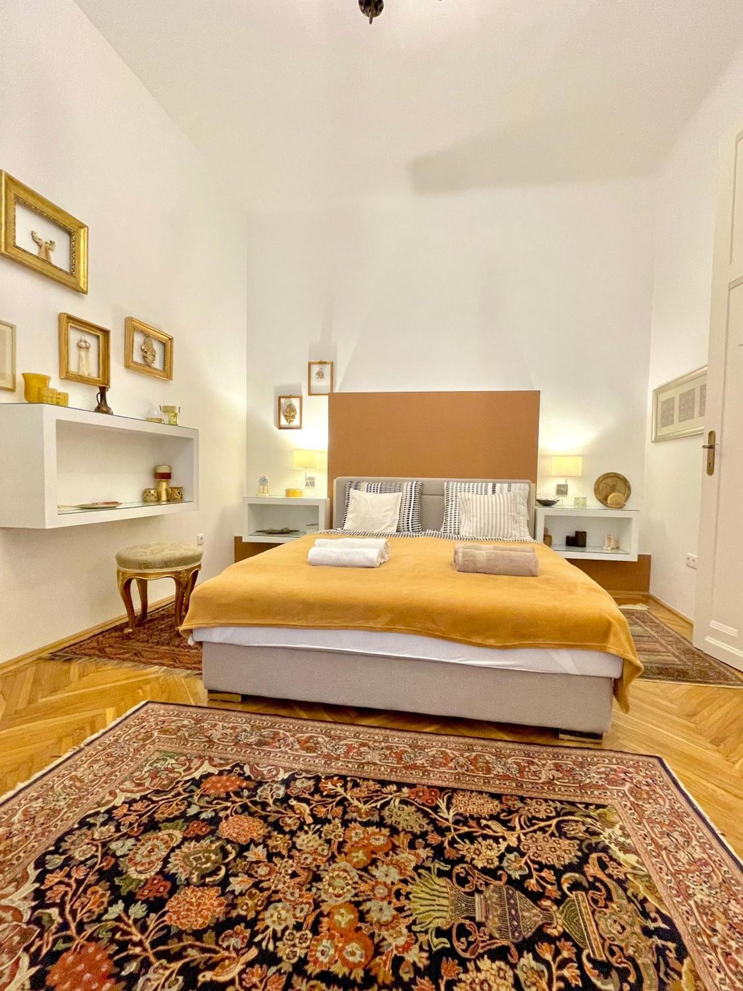 Gold Pearl Apartment 2 Rooms At St Stephen' S Basilica Budapest Extérieur photo