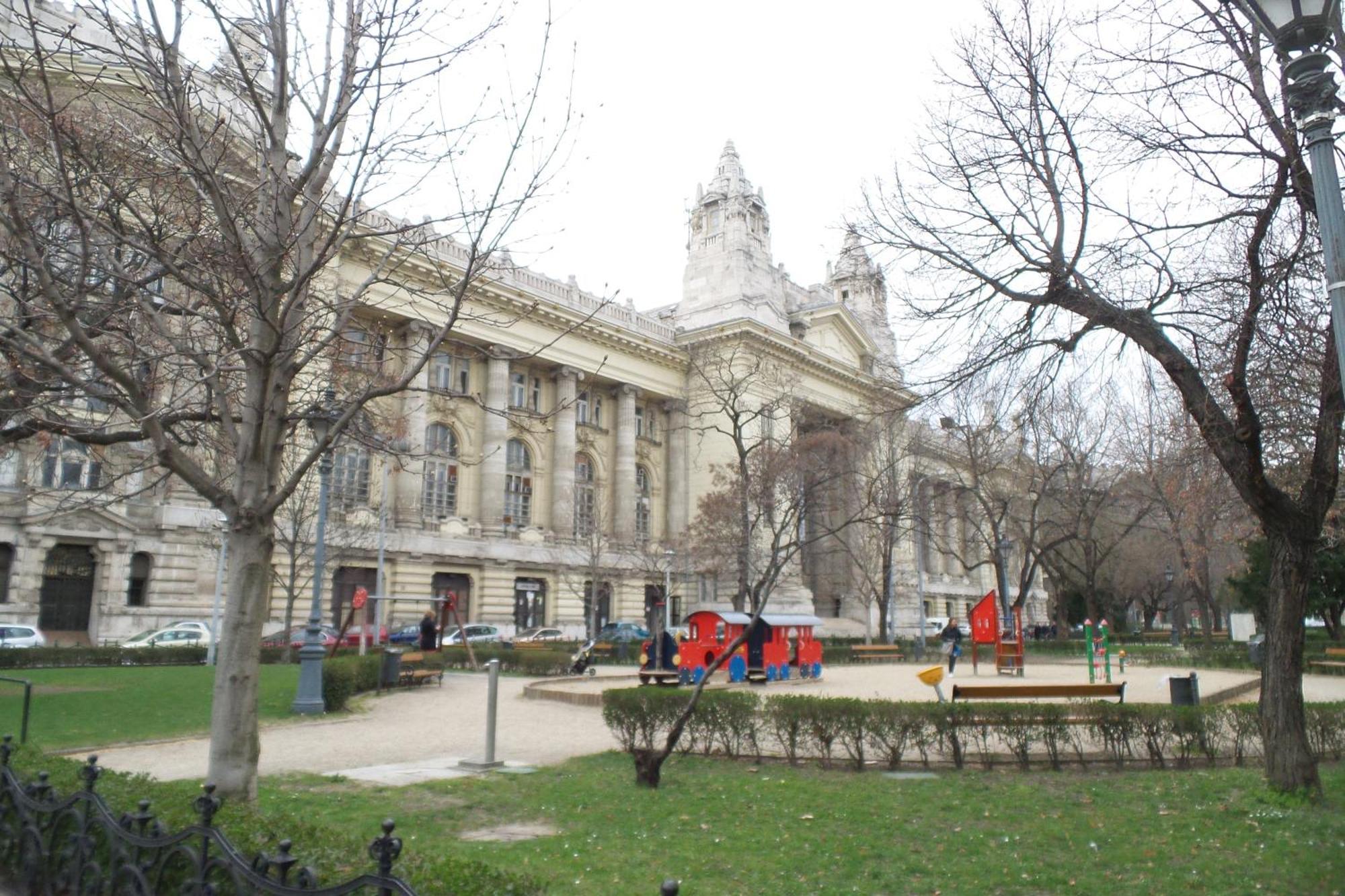 Gold Pearl Apartment 2 Rooms At St Stephen' S Basilica Budapest Extérieur photo